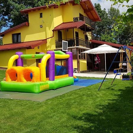 Guest House Blazevic Gornja Gracenica エクステリア 写真