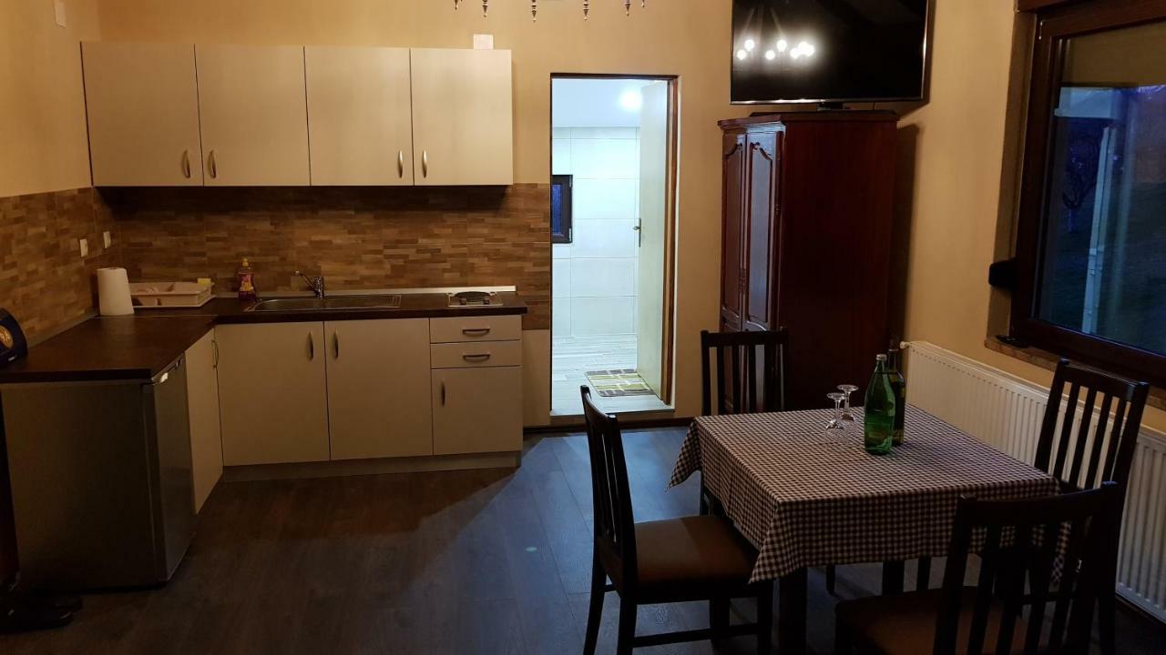 Guest House Blazevic Gornja Gracenica エクステリア 写真